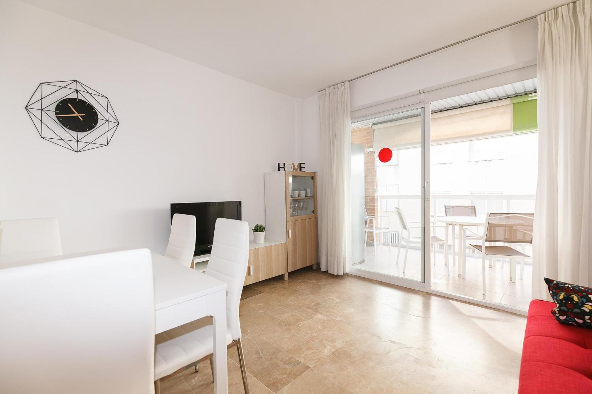 Uhc Center Apartments Salou Room photo