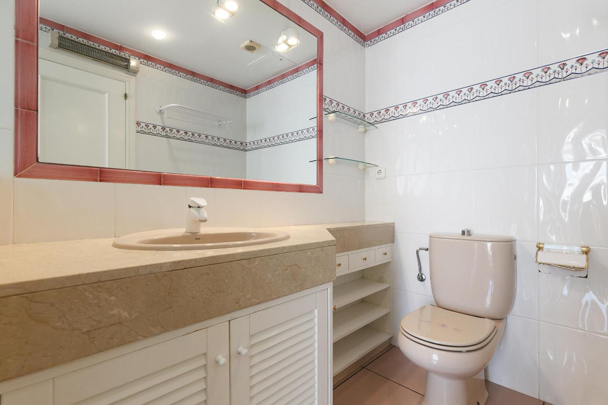 Uhc Center Apartments Salou Room photo