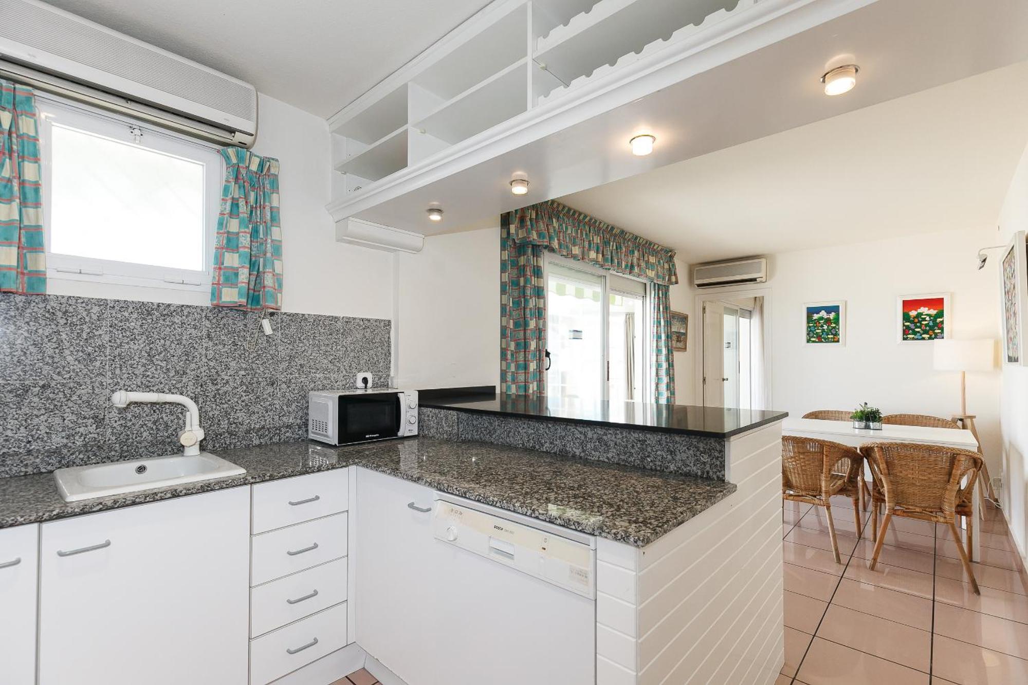 Uhc Center Apartments Salou Room photo